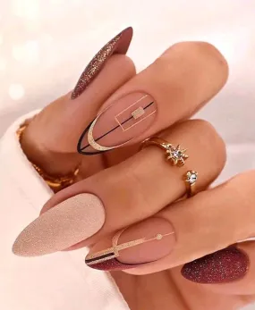Beauty - Nails - glitzy almond