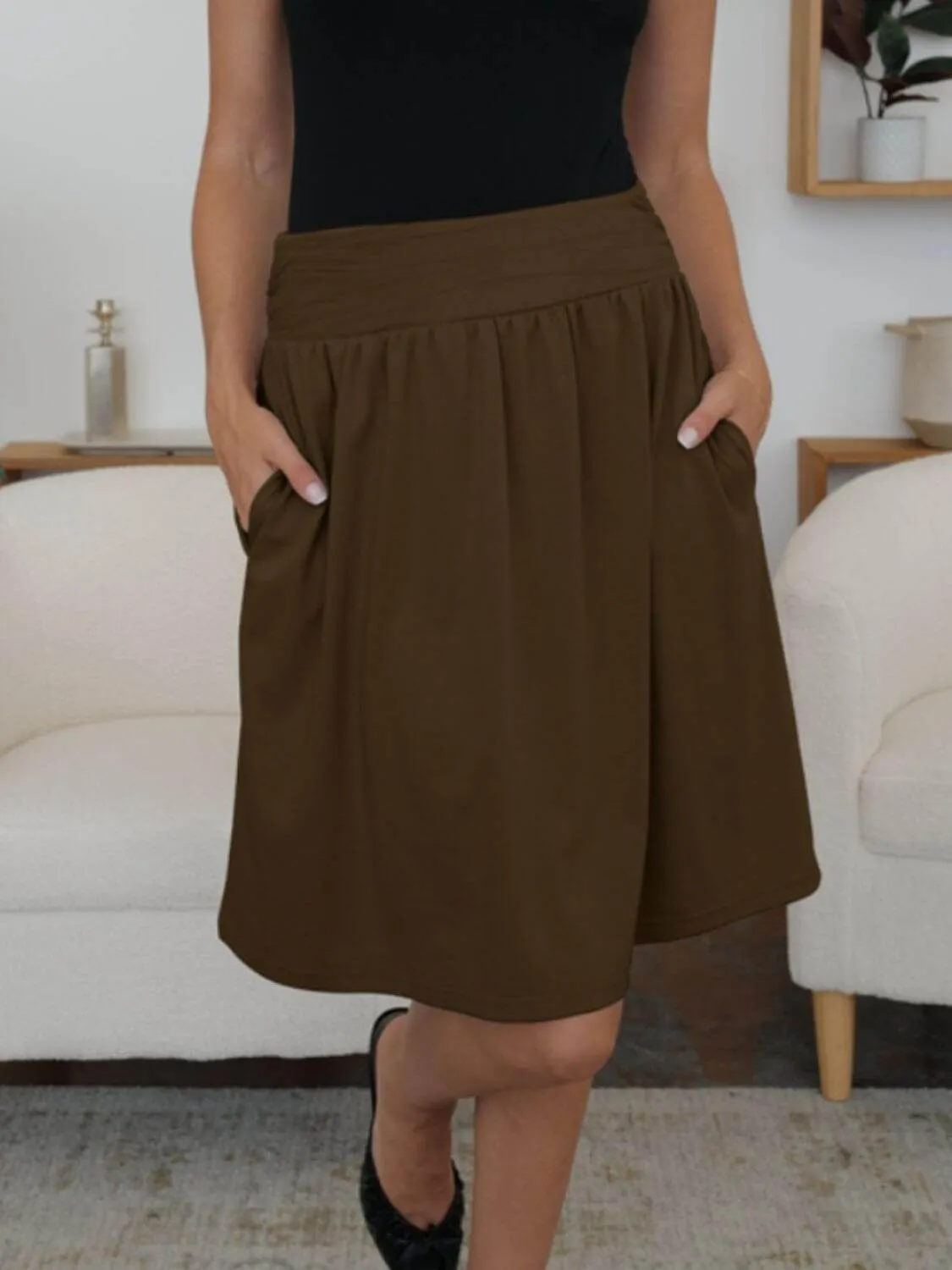 Chic & Comfortable FAM-FAM Stretchy Skirt with Convenient Pockets