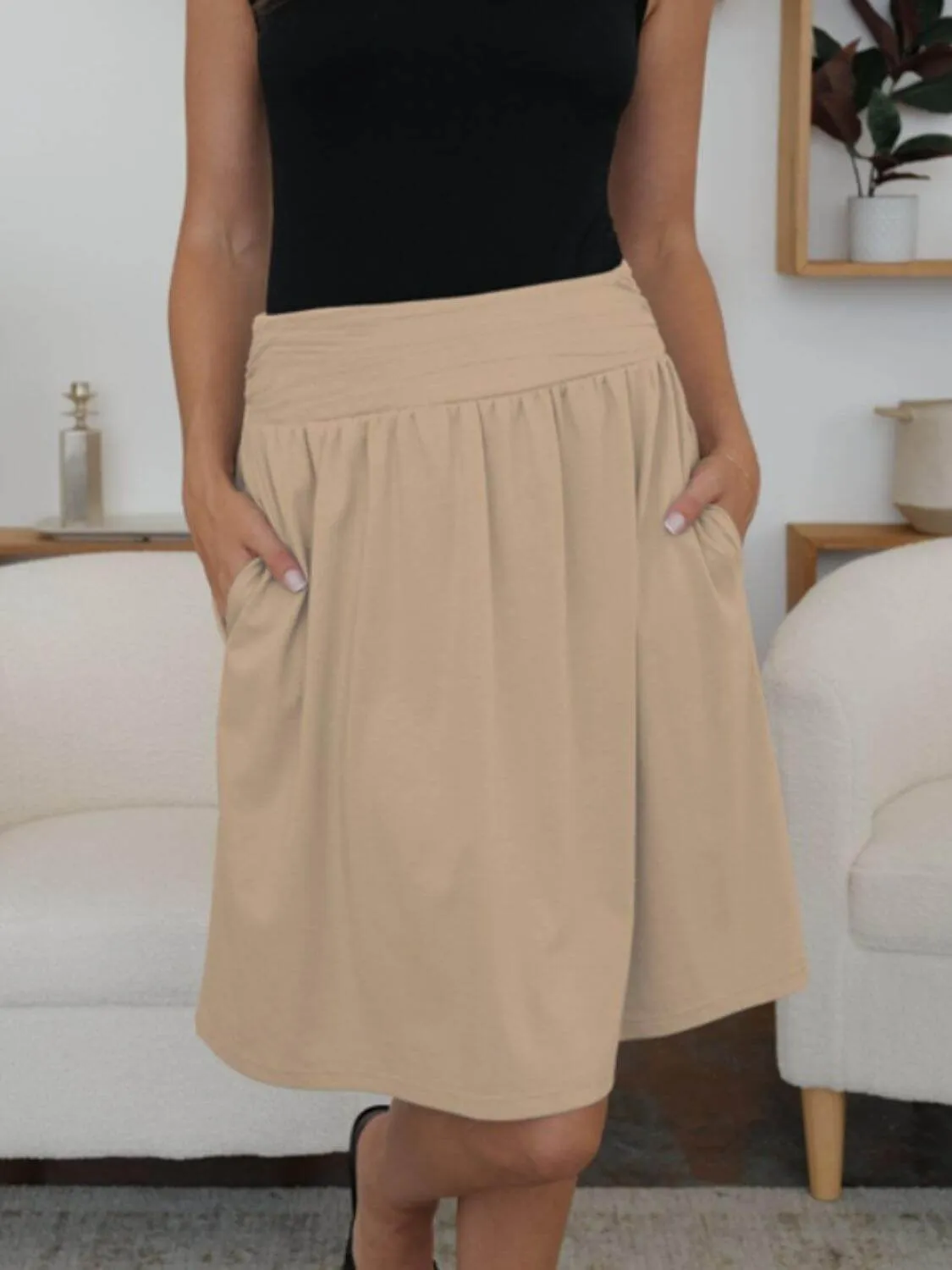 Chic & Comfortable FAM-FAM Stretchy Skirt with Convenient Pockets