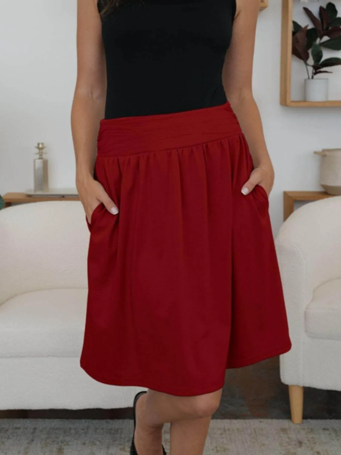 Chic & Comfortable FAM-FAM Stretchy Skirt with Convenient Pockets