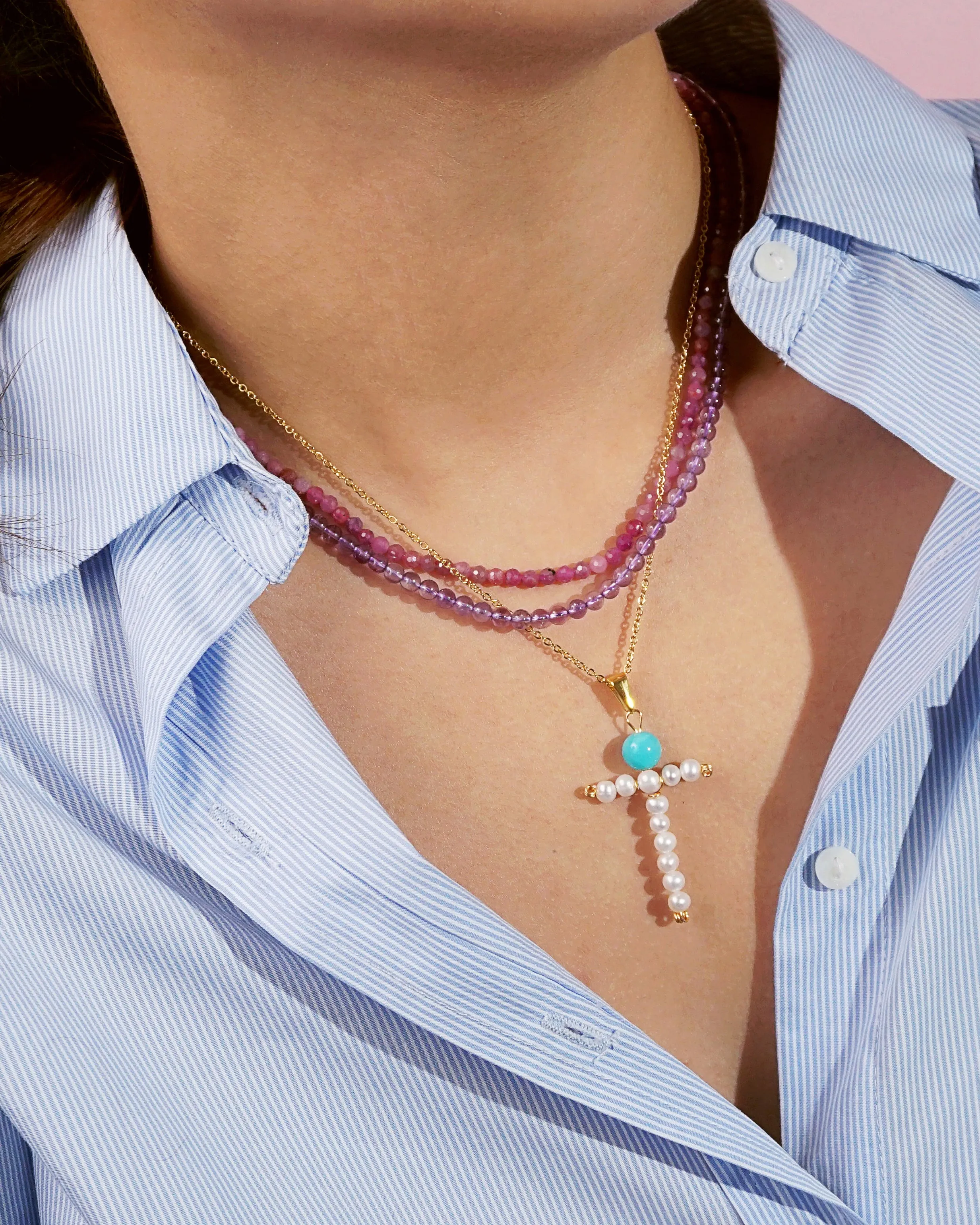 Les Initiales - Personalized Initial Necklace in Freshwater Pearl