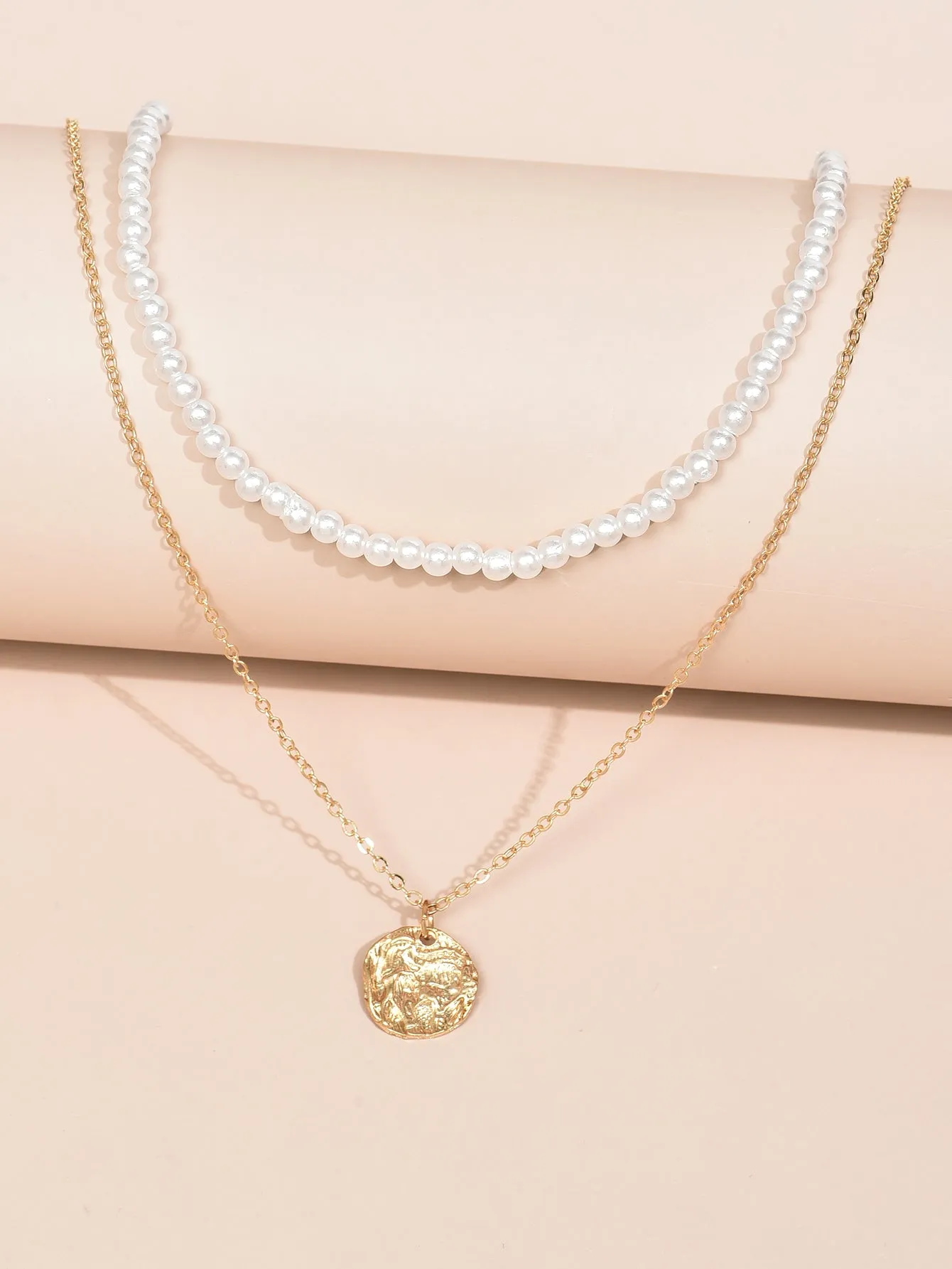 Women's Metal Necklace With Personalized Chain